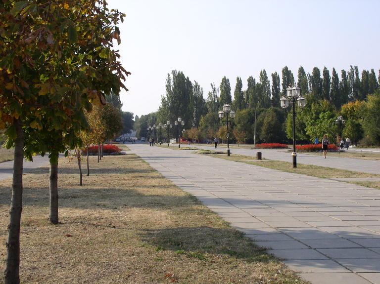 Тайны истории. В 70-х годах на месте города могли быть карьеры, а Орджоникидзе мог стать Солнцегорском!