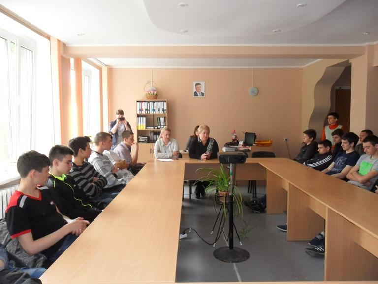 Зустріч з представниками військомату в ДПТНЗ "ОПТУ"