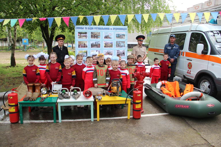 Пожарники на учении