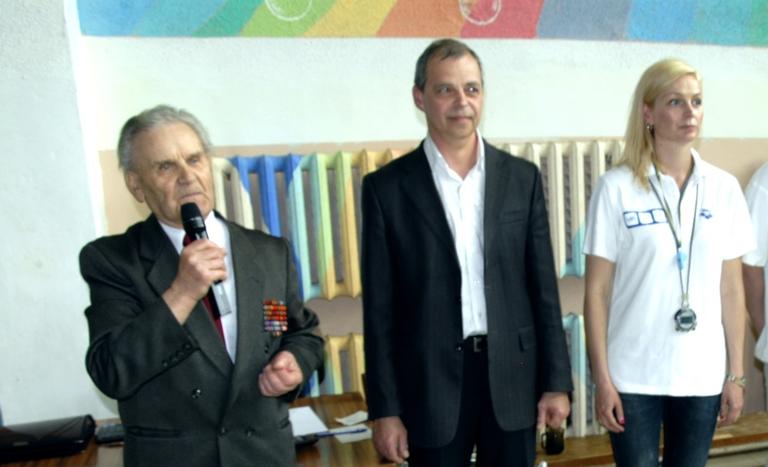 Завершился открытый чемпионат города по плаванию в честь А.И.Черепа (добавлено видео награждения пловцов)