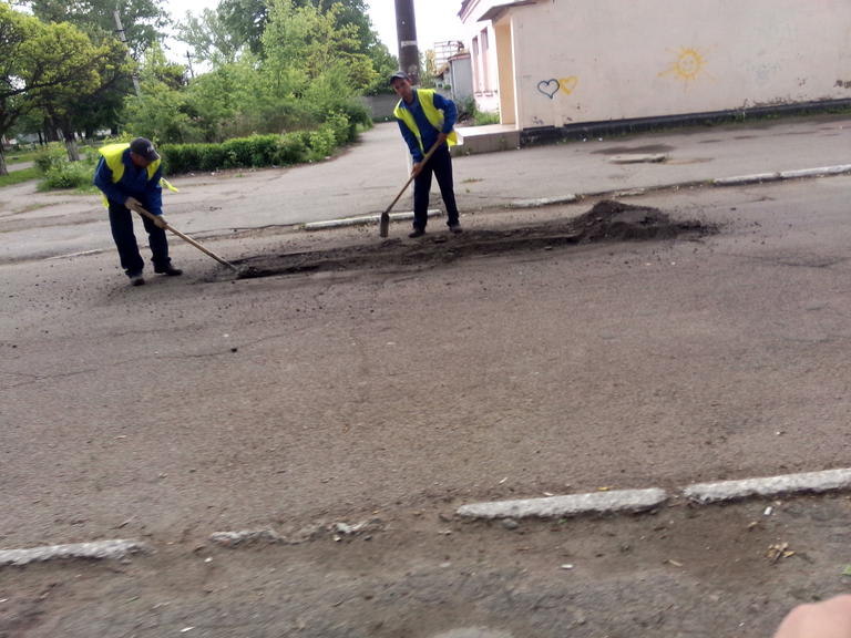 Занимательная арифметика. Сколько дорог город сможет отремонтировать в 2016-м году?