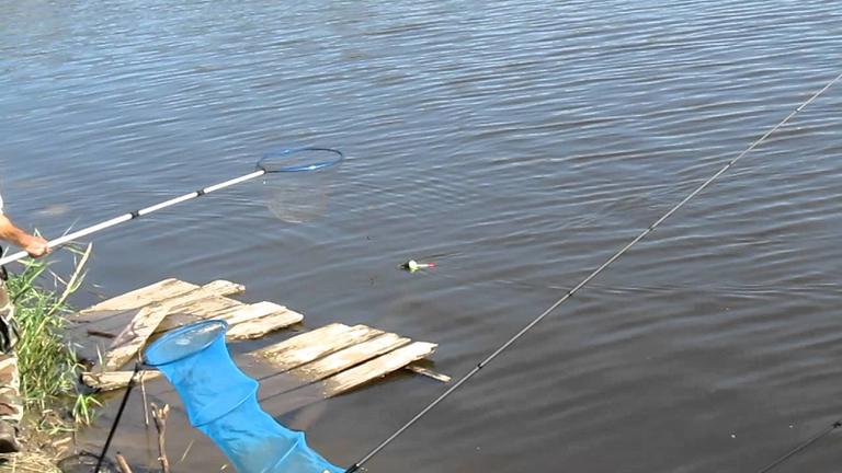 Лихие 90-е возвращаются? Орджоникидзевских рыбаков обстреляли из автомата!