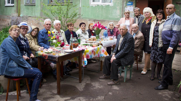 Свято будинку "Ми всі із вулиці Курчатова" (оновлено, додано відео)