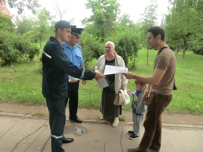 Рятувальники спільно з працівниками поліції в дендропарку міста навчали населення вимогам пожежної безпеки в природних екосистемах