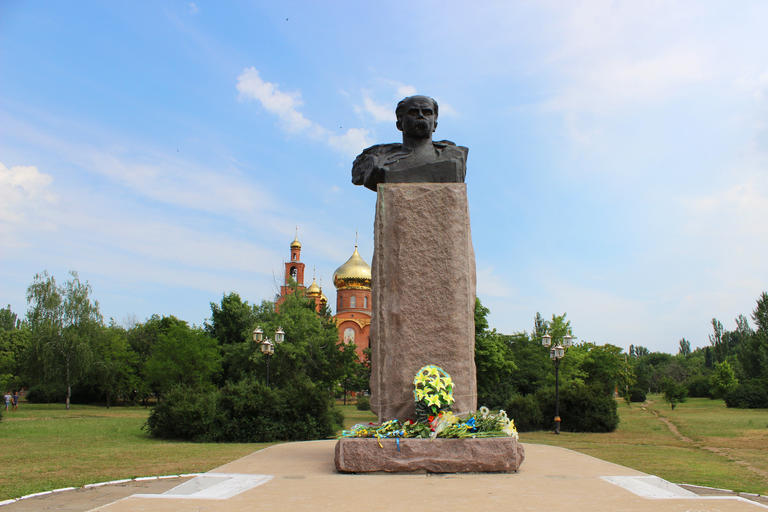 День Конституции Украины в Покрове-Орджоникидзе