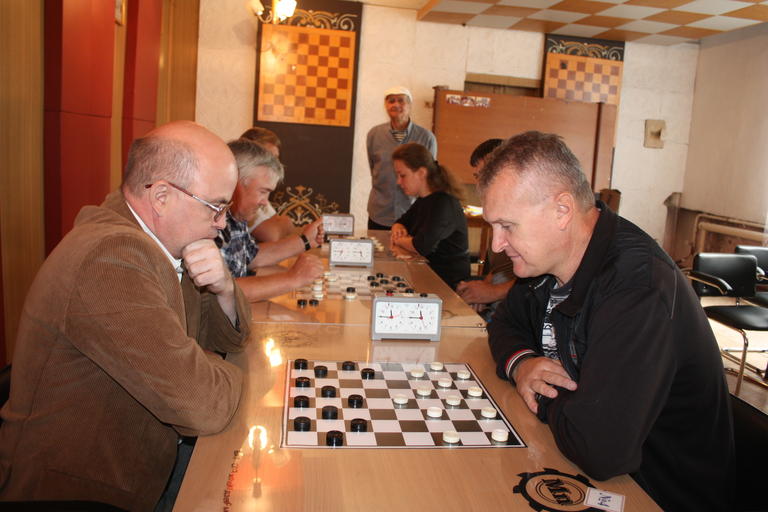 Игорь Воронкин – чемпион Покрова по шашкам 2016 года