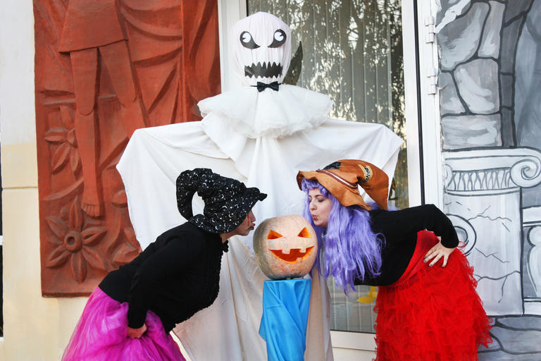 Дискотека в Доме творчества