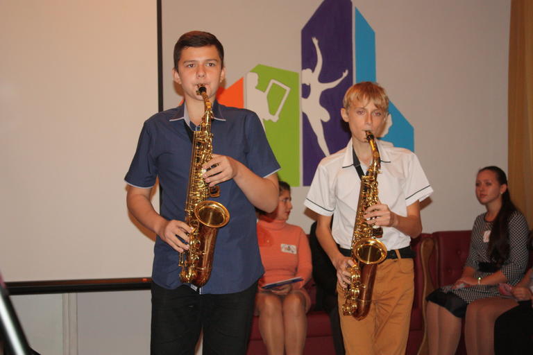 В городской библиотеке открыли Арт-центр