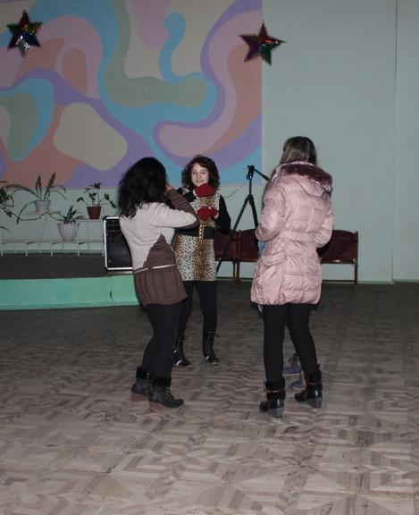 Молодежный совет Покрова провел бесплатную дискотеку