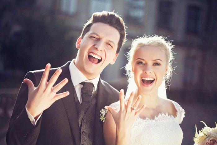 ШЛЮБ ЗА ДОБУ