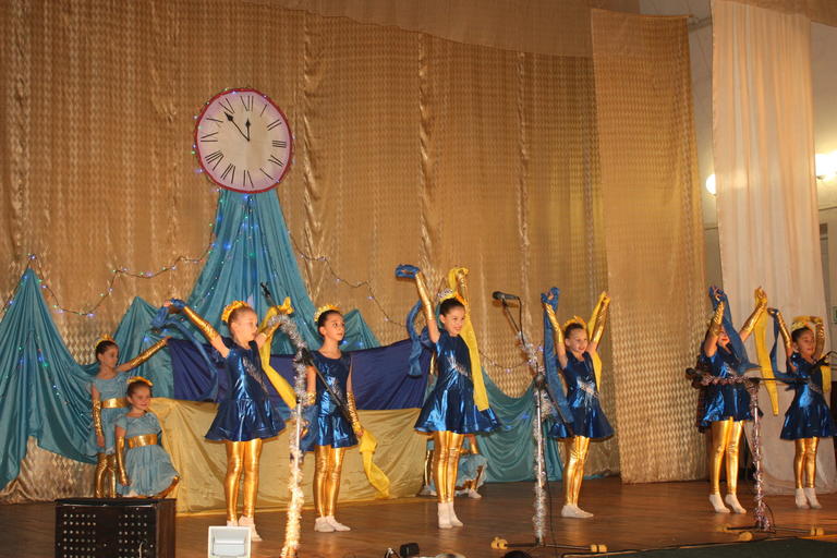 Новогодний концерт юных талантов города (+ВИДЕО)