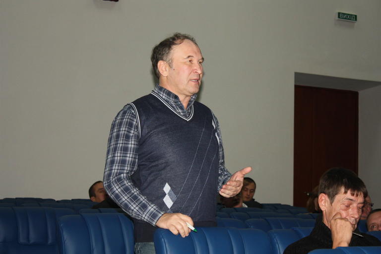 Сложно попасть, еще сложнее уйти: депутаты горсовета не утвердили заявление своего  коллеги о досрочном сложении полномочий (+ВИДЕО)