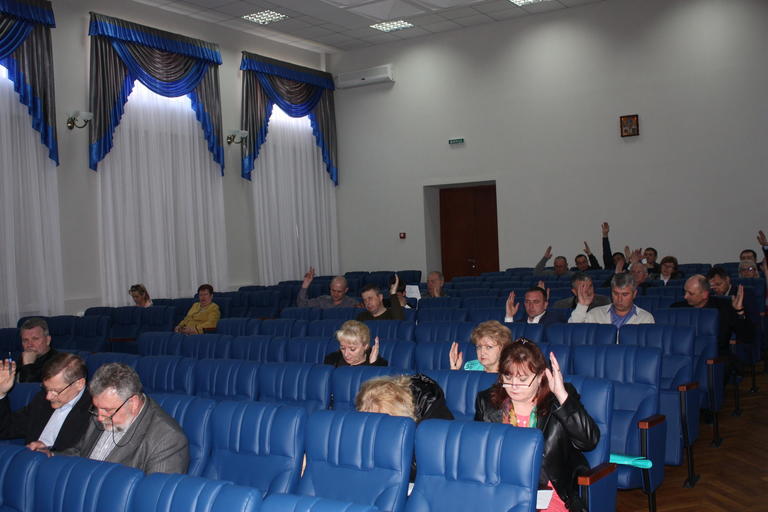 Долги  «Орджоникидзетеплоэнерго» и список присяжных: прошла очередная сессия горсовета (+ВИДЕО)