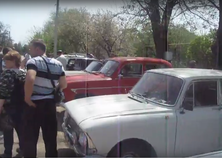 Выставка ретро-техники поселке Рудник