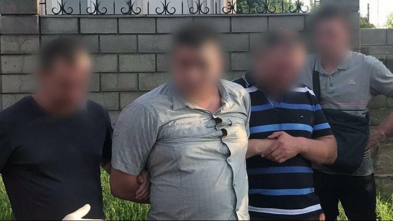 СБУ спіймала на хабарі підполковника поліції Дніпропетровщини (ВИДЕО)