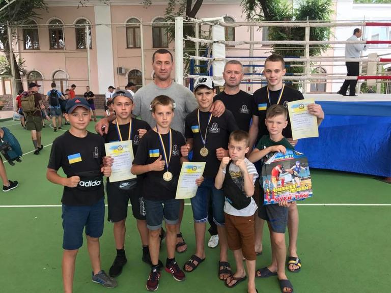 Шість медалей і путівка на Чемпіонат Світу