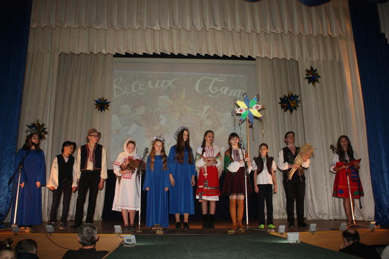 «Різдвяні зустрічі»: у Будинку творчості пройшов звітний концерт (ФОТО, ВІДЕО)