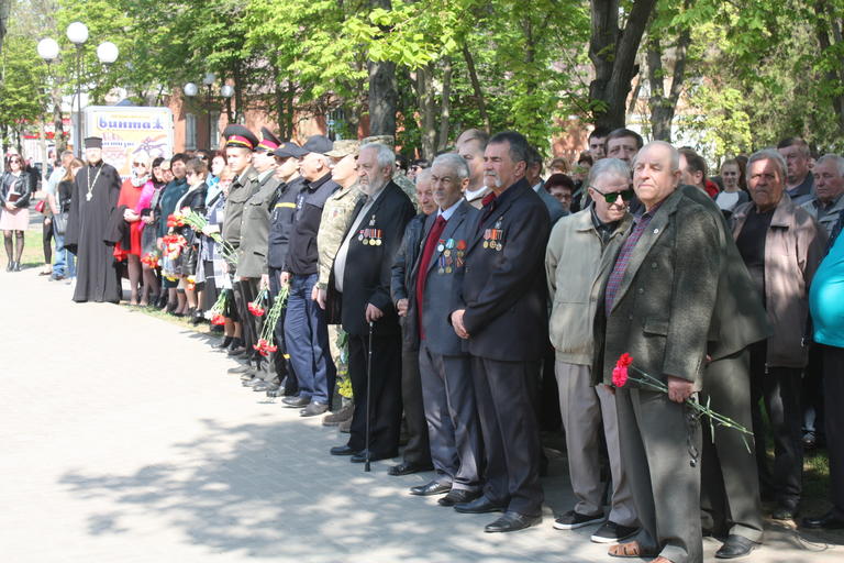В Покрове чествовали героев-ликвидаторов и вспоминали жертв Чернобыля (ФОТО, ВИДЕО)
