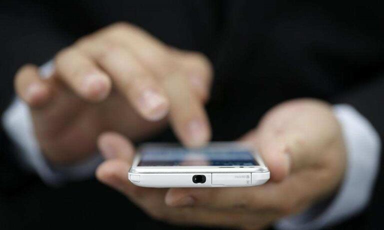 «Днепровские энергетические услуги» (ДнЭУ) запустили обновленное мобильное приложение для бытовых потребителей