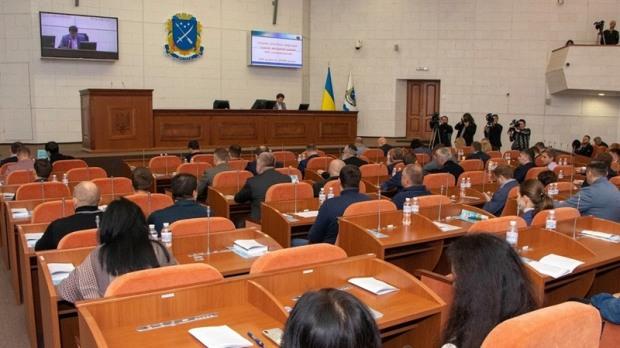 В Днепре неплательщики алиментов будут убирать парки