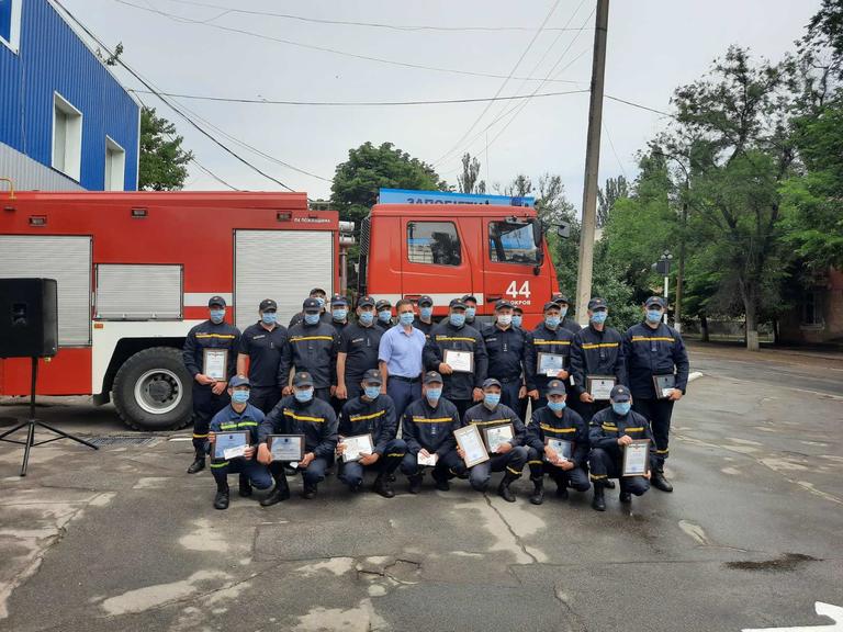 Рятувальників Покрова нагородили за участь у ліквідації пожежі у Чорнобильській зоні