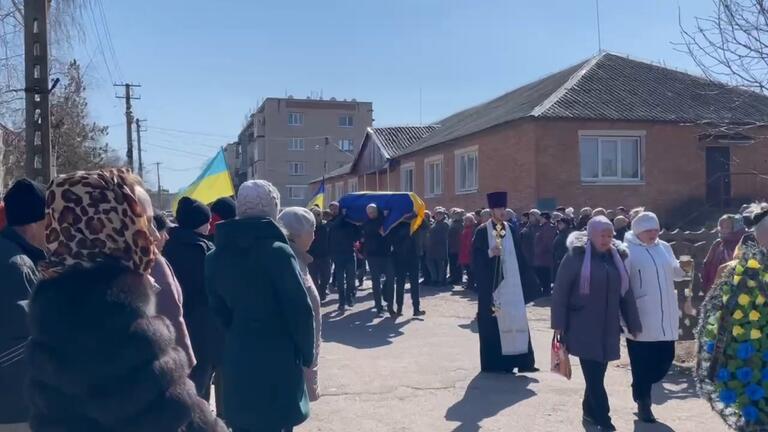 Грушівська громада попрощалася з героєм