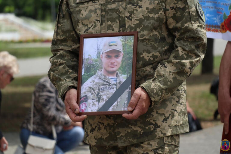 ПОКРОВ ПОНІС ЩЕ ОДНУ ВАЖКУ ВТРАТУ