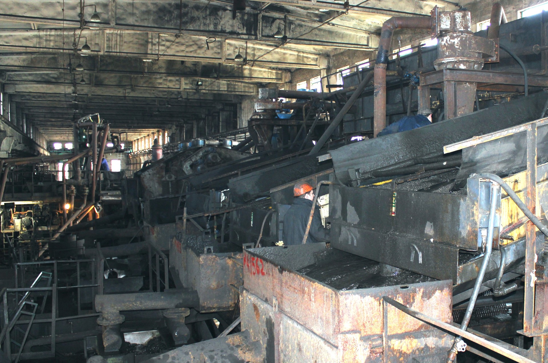 мал золотник, да дорог. участок магнитной сепарации № 1 дал первый концентрат 2016-го года! - изображение 7