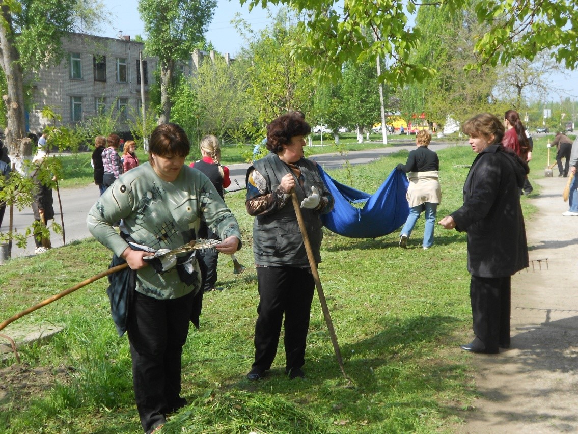 працівники опту долучились до акції «чисте місто» - изображение 3 працівники опту долучились до акції «чисте місто» - изображение 3
