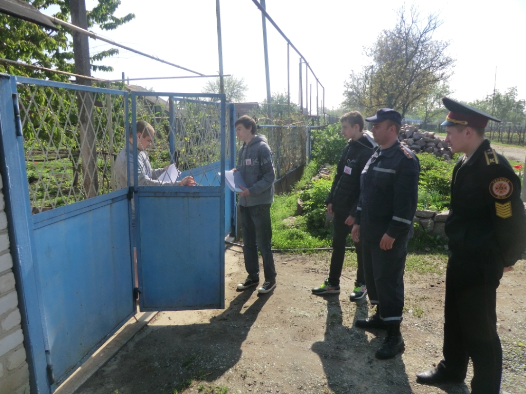 рятувальники спільно з волонтерами служби порятунку 101 продовжують проводити заходи з запобігання пожеж у житловому секторі та природних екосистемах - изображение 4