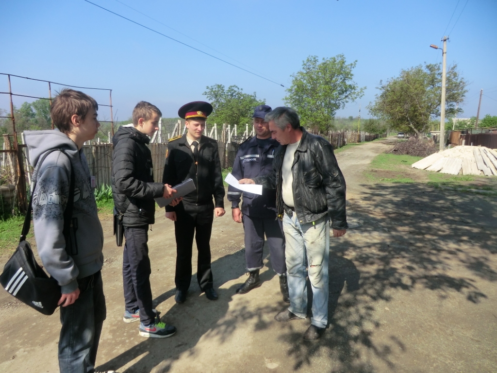 рятувальники спільно з волонтерами служби порятунку 101 продовжують проводити заходи з запобігання пожеж у житловому секторі та природних екосистемах - изображение 2