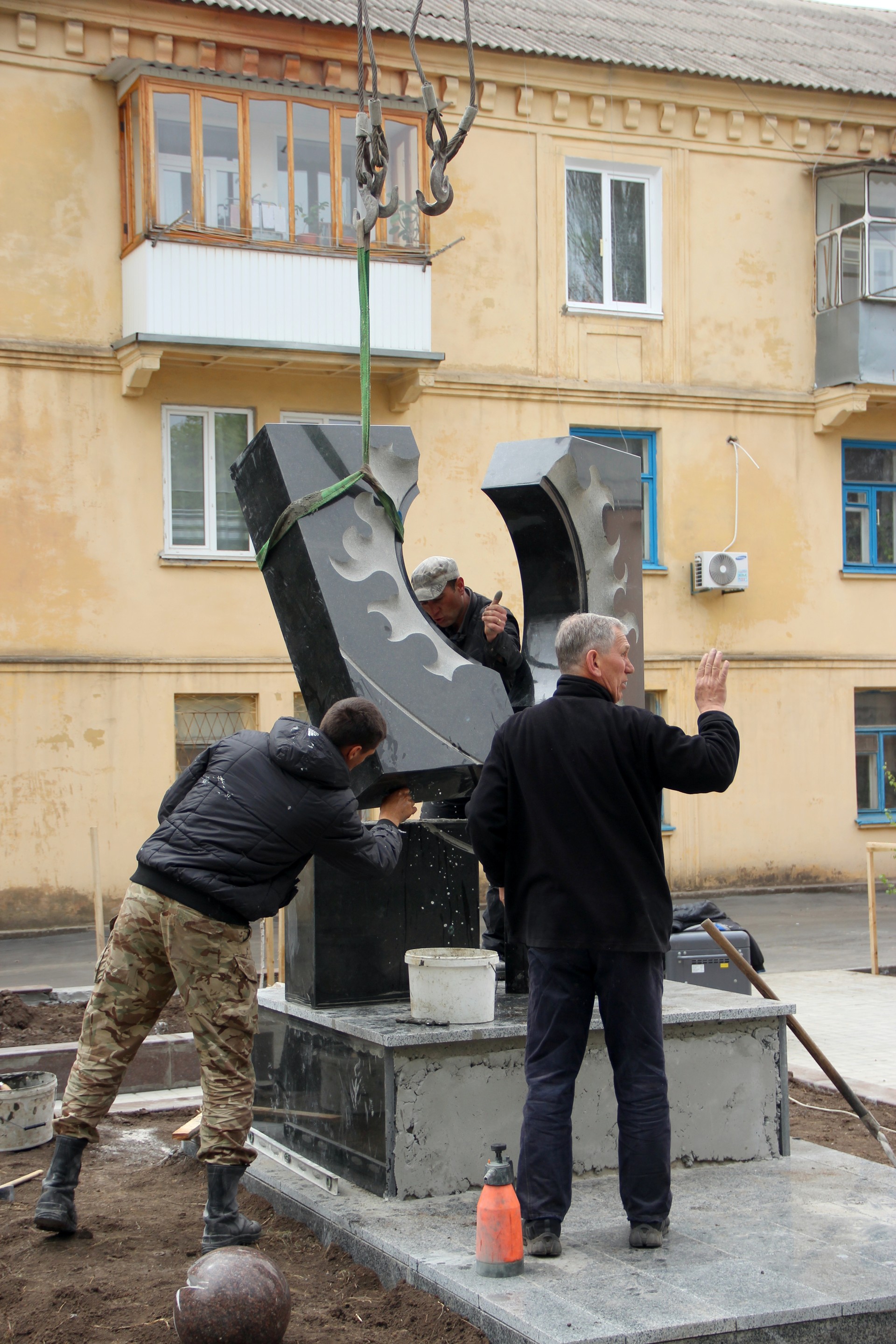 установка памятника чернобыльской трагедии - изображение 1
