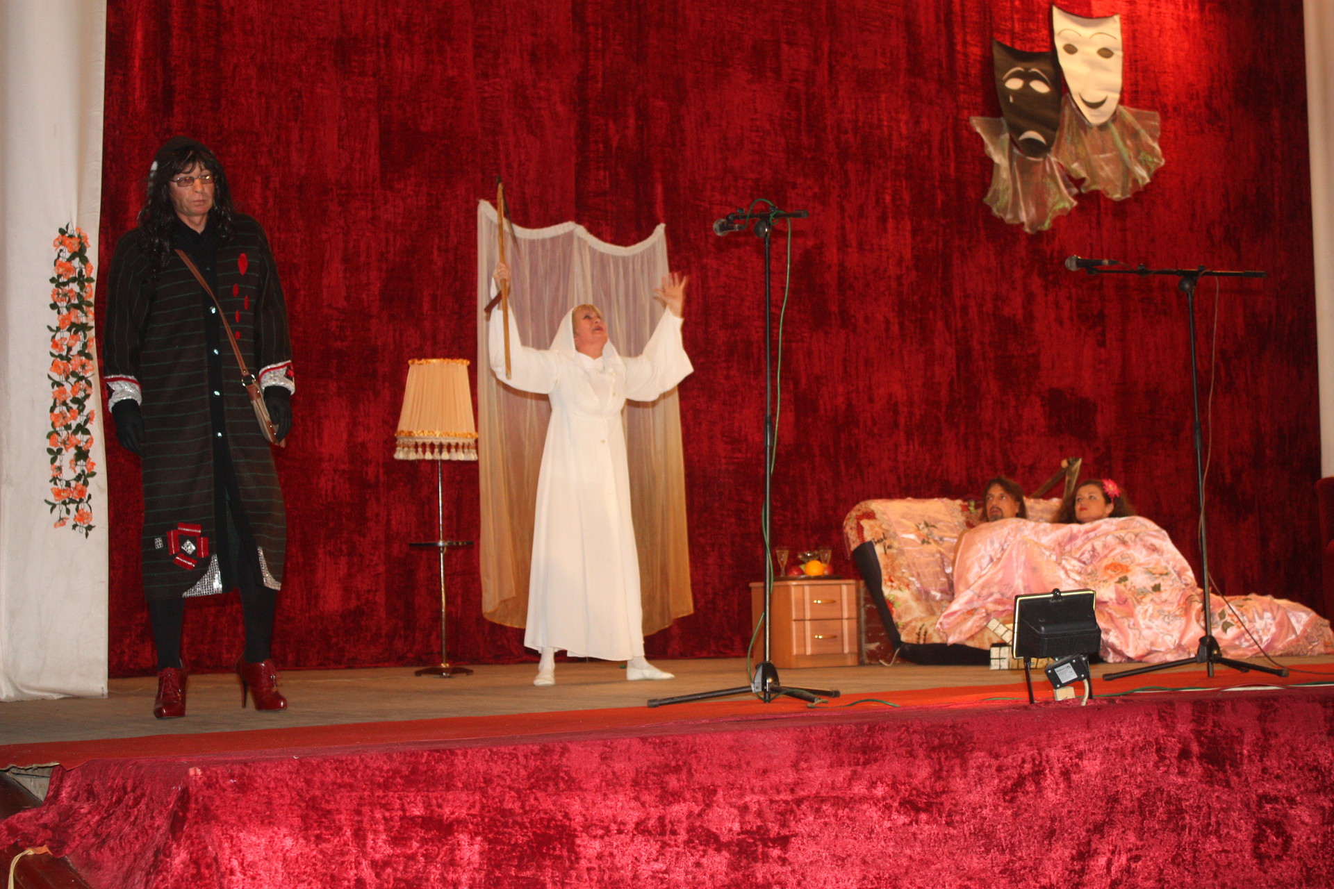 театр снова открыл свои двери - изображение 2