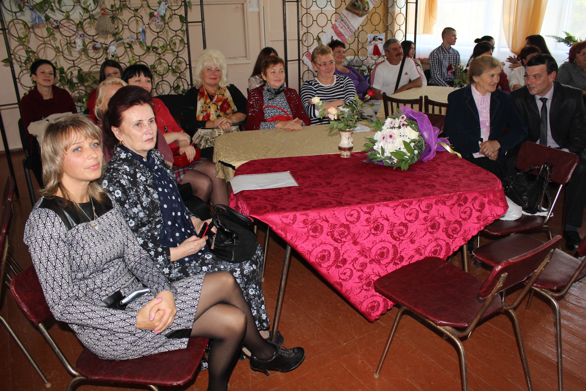 день учителя в школе - юбиляре - изображение 3 день учителя в школе - юбиляре - изображение 3