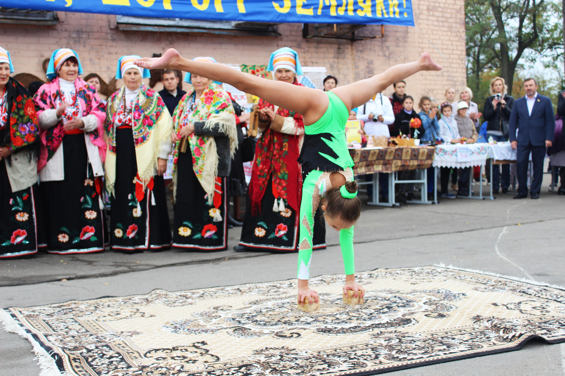 танцы под дождем. рудник отметил день поселка - изображение 5