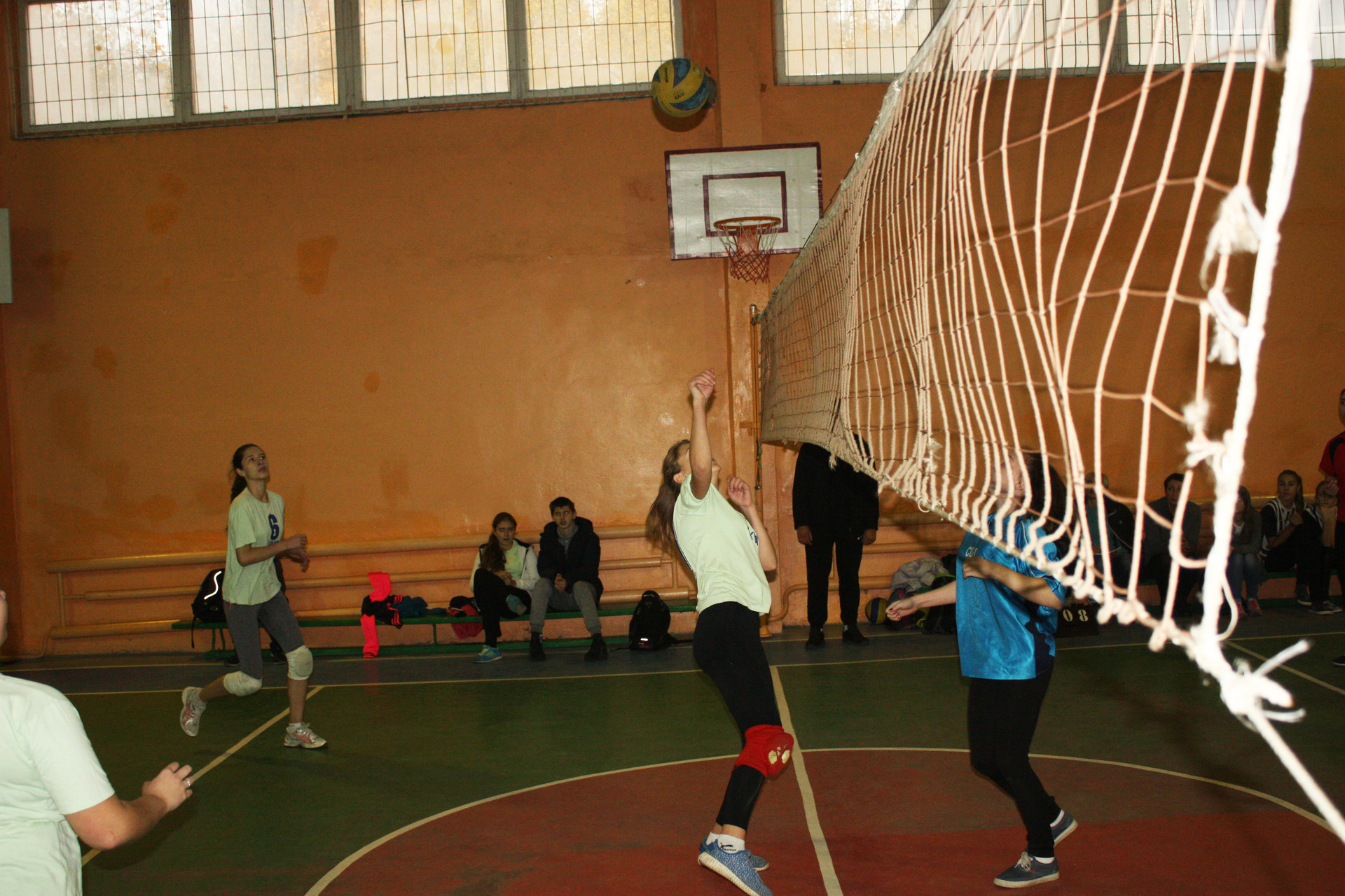 в покрове соревновались юные волейболисты - изображение 2