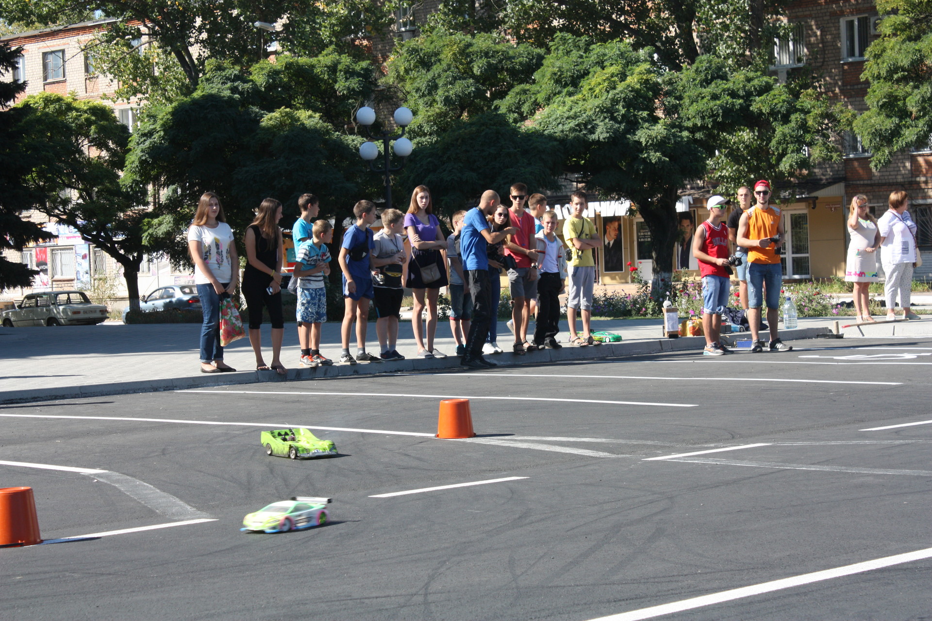 показательные выступления автомоделистов - изображение 2