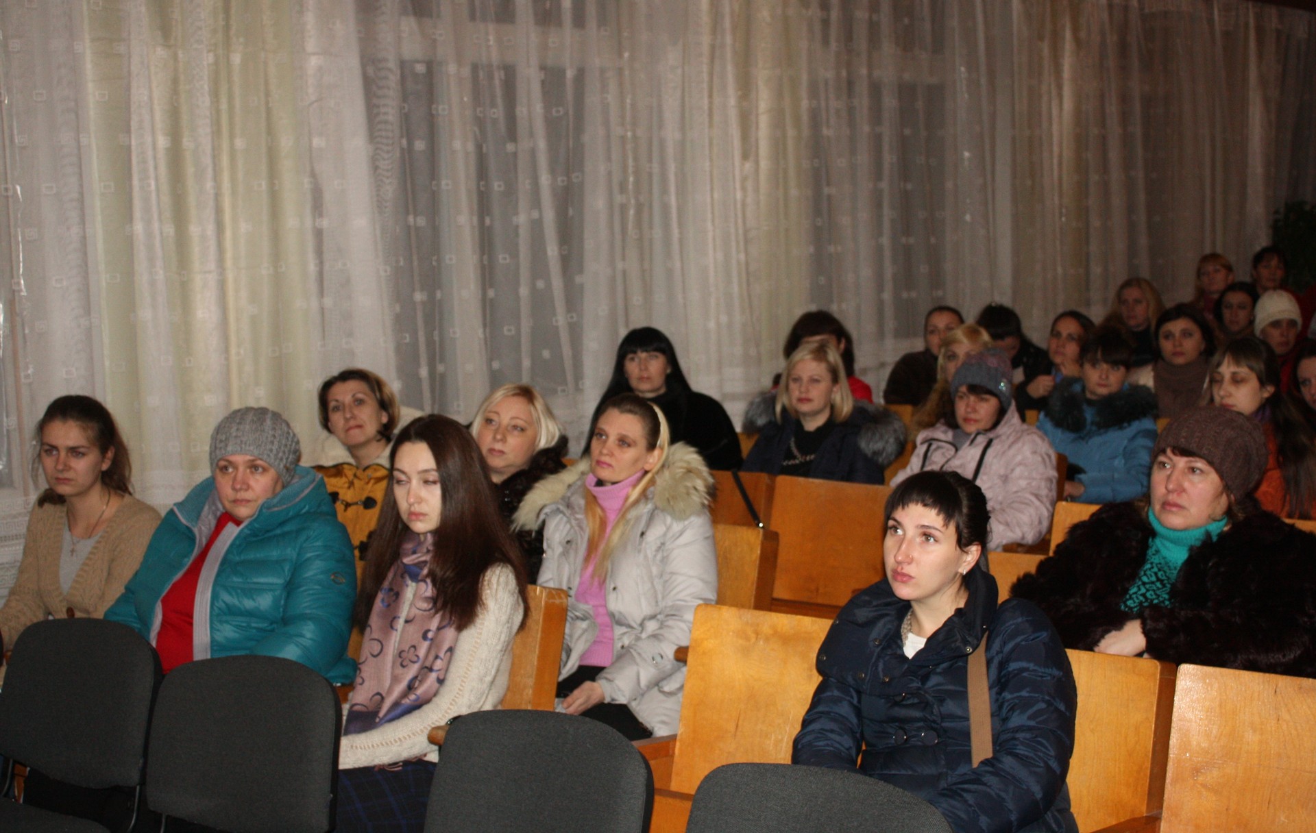 городской голова встретился с родителями учеников увк №1 - изображение 2