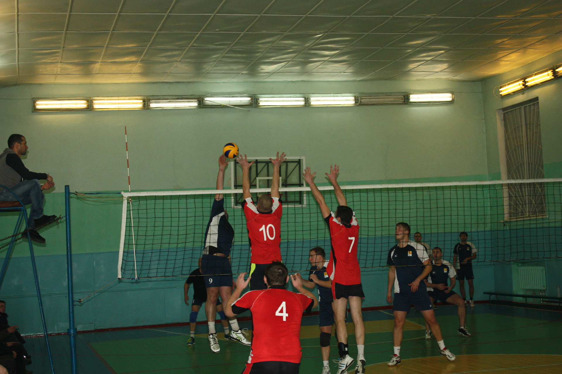 волейболисты огока победили команду из никополя ( видео) - изображение 2