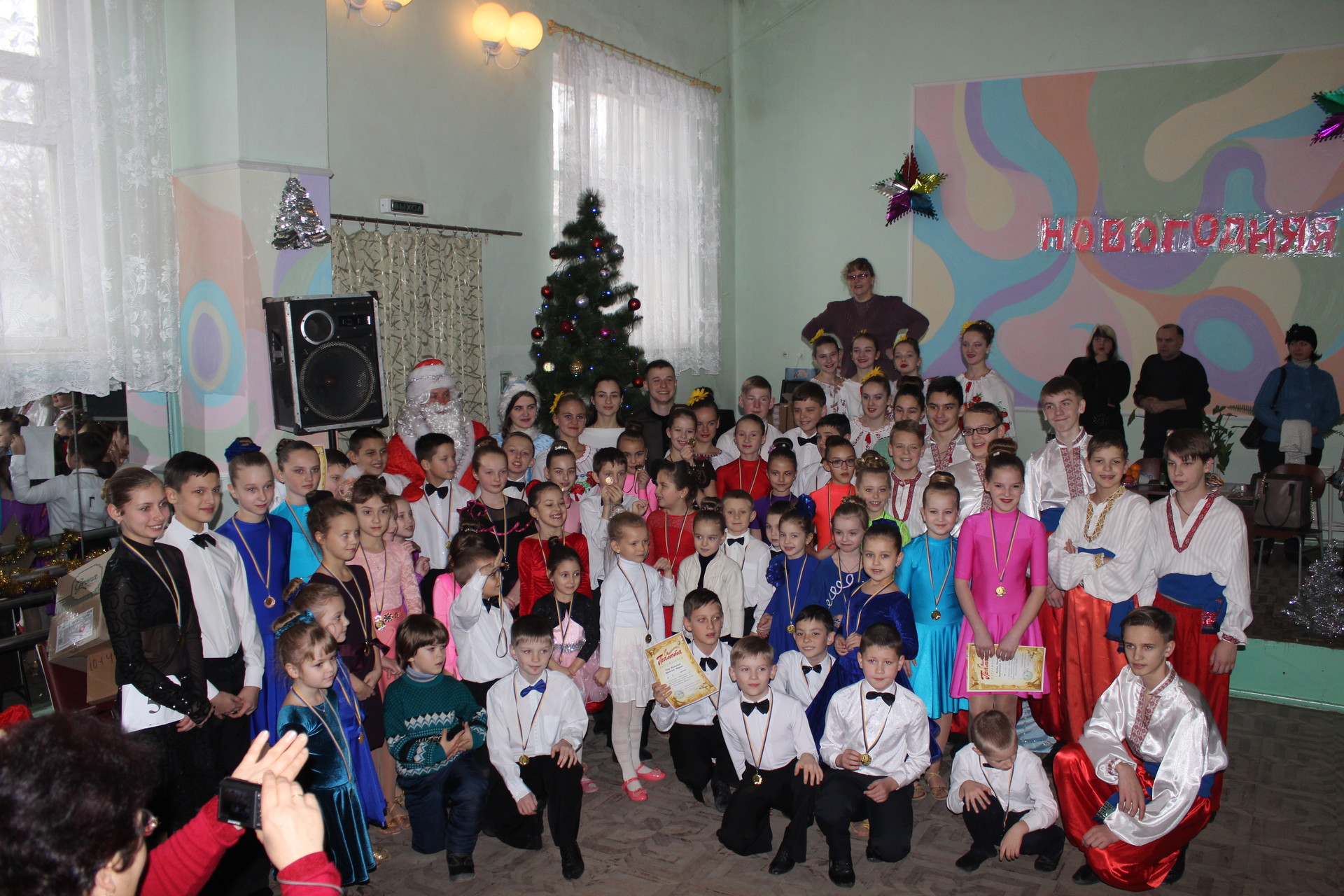 «новогодняя феерия» от юных танцоров покрова ( видео) - изображение 5 «новогодняя феерия» от юных танцоров покрова ( видео) - изображение 5