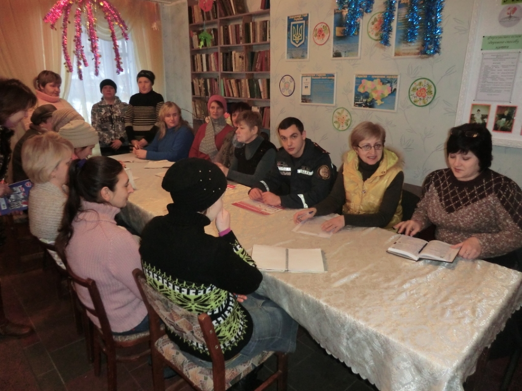 рятувальники проводять роз’яснювальну роботу з громадянами - изображение 2