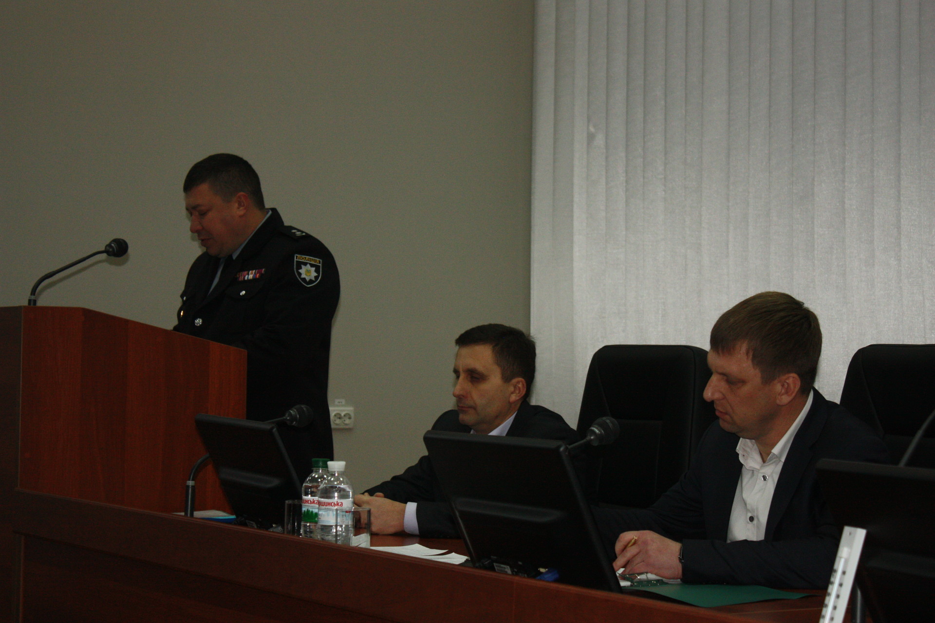 отчет полиции и протест предпринимателей: прошла очередная сессия горсовета ( видео) - изображение 1