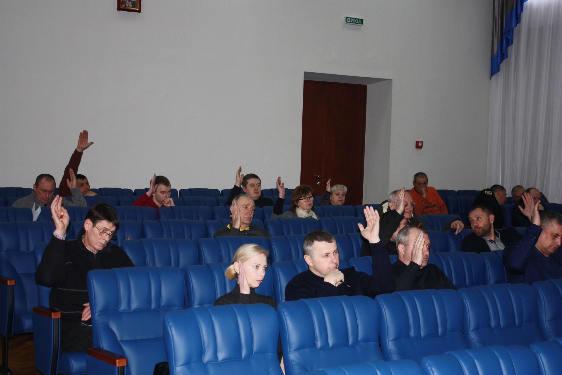 отчет полиции и протест предпринимателей: прошла очередная сессия горсовета ( видео) - изображение 3