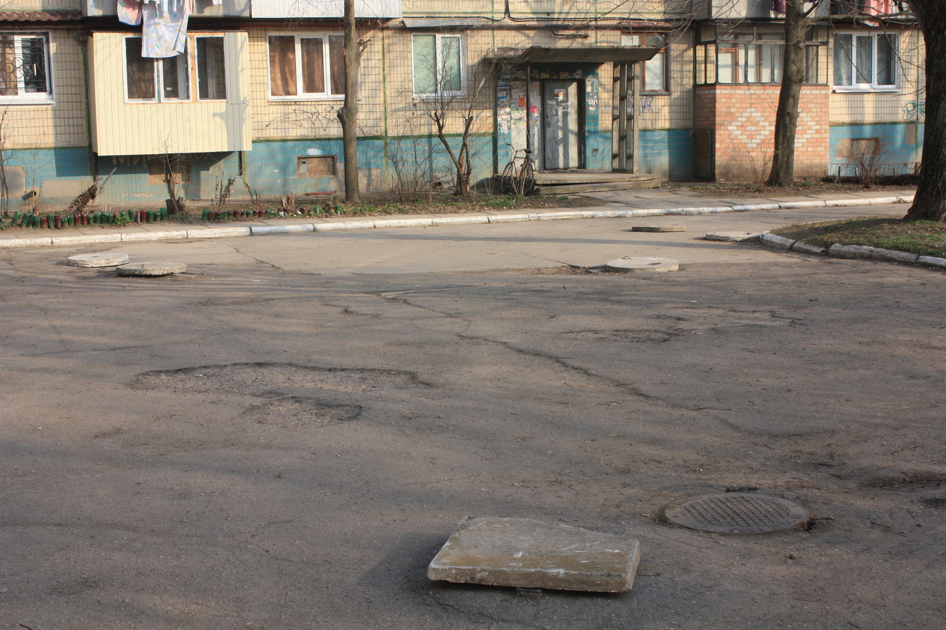 в городе снова крадут люки - изображение 3 в городе снова крадут люки - изображение 3