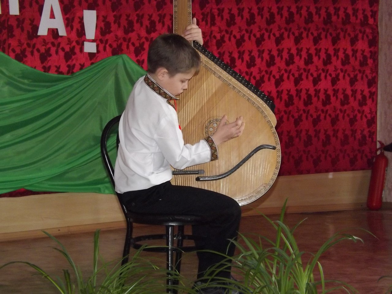 ученики cзш № 4 подготовили поздравления к 8-марта! - изображение 2