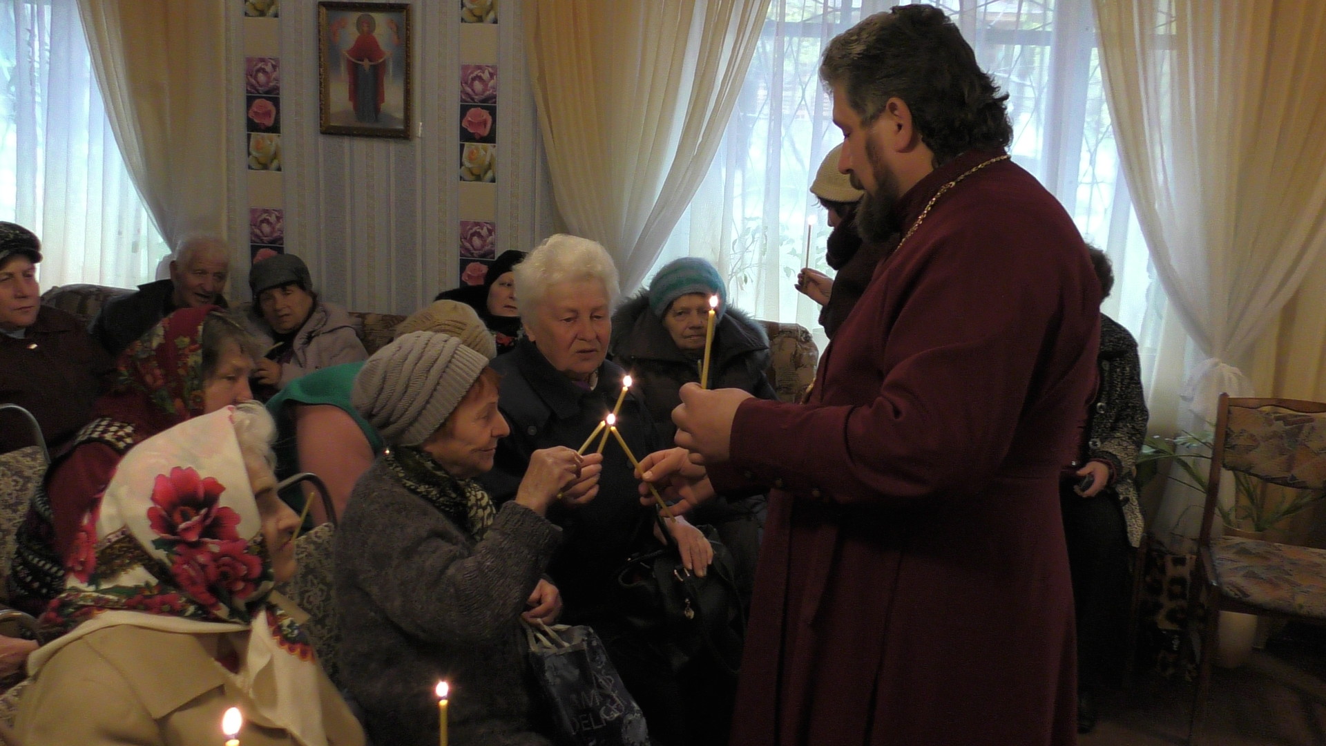 подопечных городского терцентра поздравили с пасхой ( видео) - изображение 3 подопечных городского терцентра поздравили с пасхой ( видео) - изображение 3