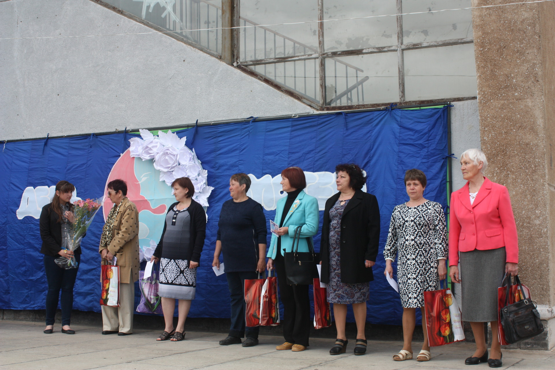 день матери в покрове отметили праздничным концертом (фото, видео) - изображение 1