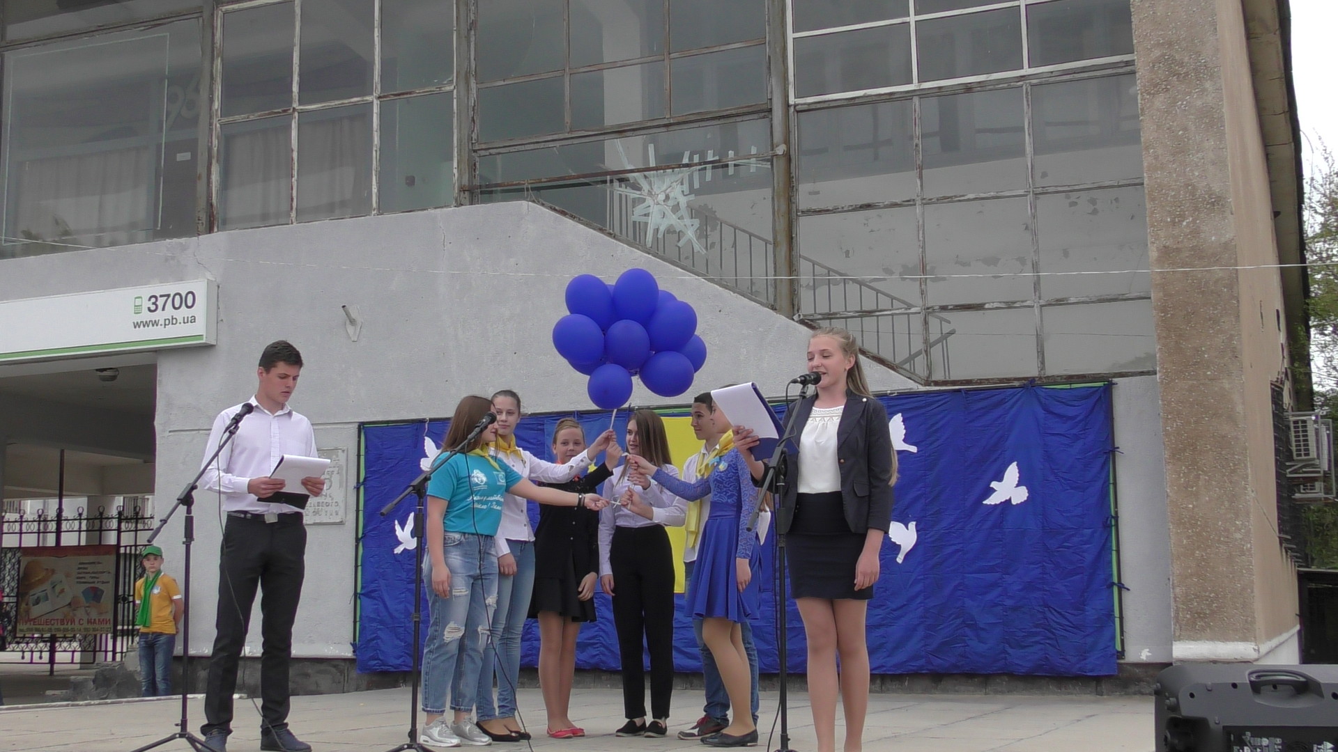 день европы в покрове: скромно и без пафоса (фото, видео) - изображение 3 день европы в покрове: скромно и без пафоса (фото, видео) - изображение 3