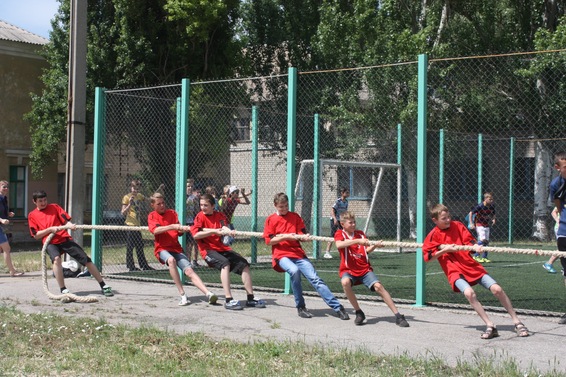день защиты детей в покрове: спортивные соревнования (фото, видео) - изображение 4 день защиты детей в покрове: спортивные соревнования (фото, видео) - изображение 4