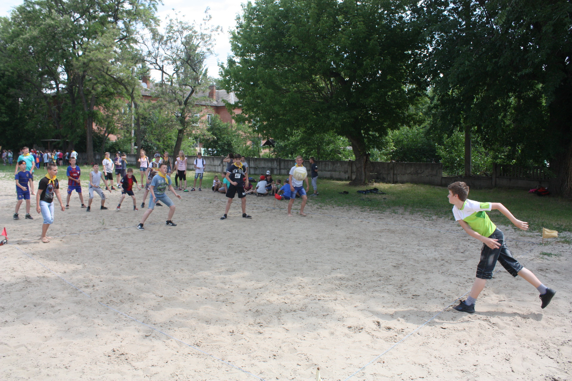 день защиты детей в покрове: спортивные соревнования (фото, видео) - изображение 2 день защиты детей в покрове: спортивные соревнования (фото, видео) - изображение 2